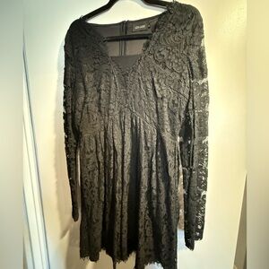 Elegant Black Lace Long Sleeve Dress